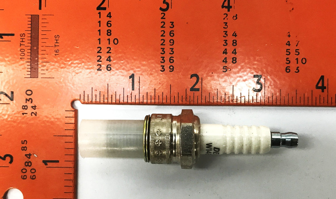 Denso Spark Plug W14EPR-U-6011 [Lot of 11] NOS