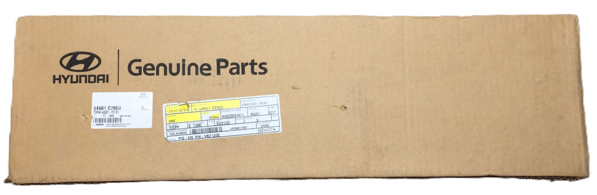 Hyundai Front Right-Hand Strut Assembly (No Spring) 54661 C2800 (54661C2800) NOS