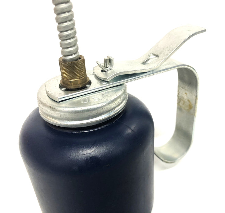 EAGL Vintage Pump Oiler 10oz USED