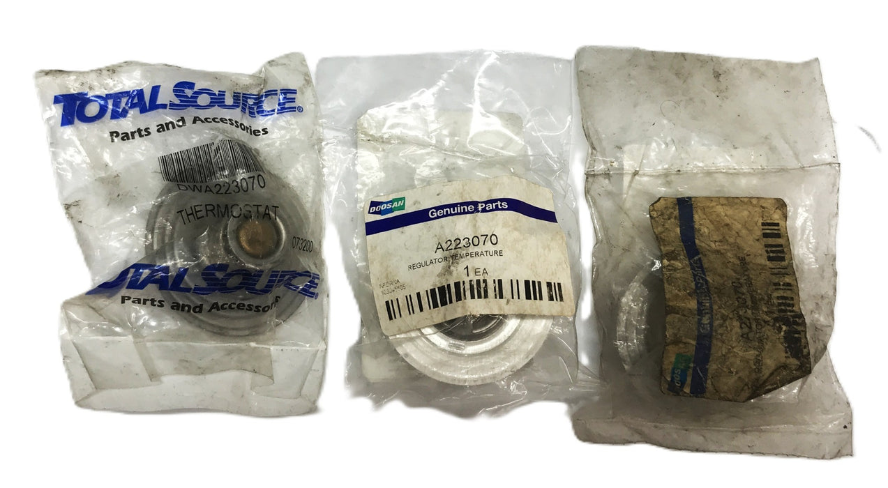 Total Source Doosan Forklift Thermostat A223070 [Lot of 3] NOS