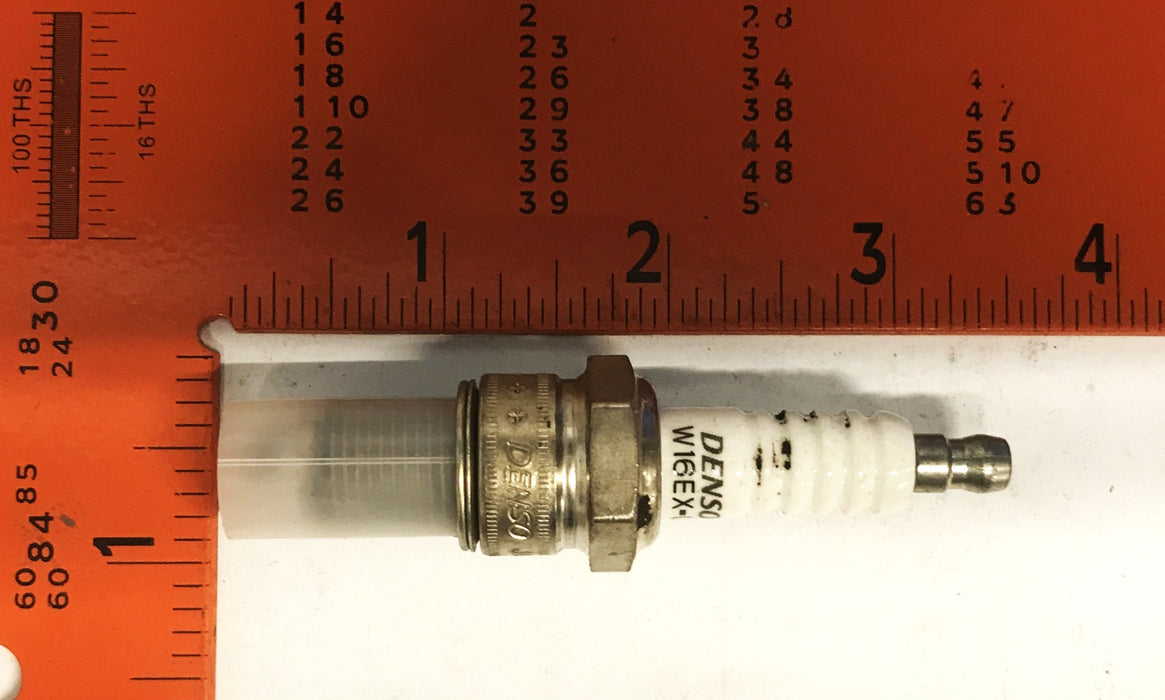 Denso U-Groove Spark Plug W16EX-U-3027 [Lot of 10] NOS