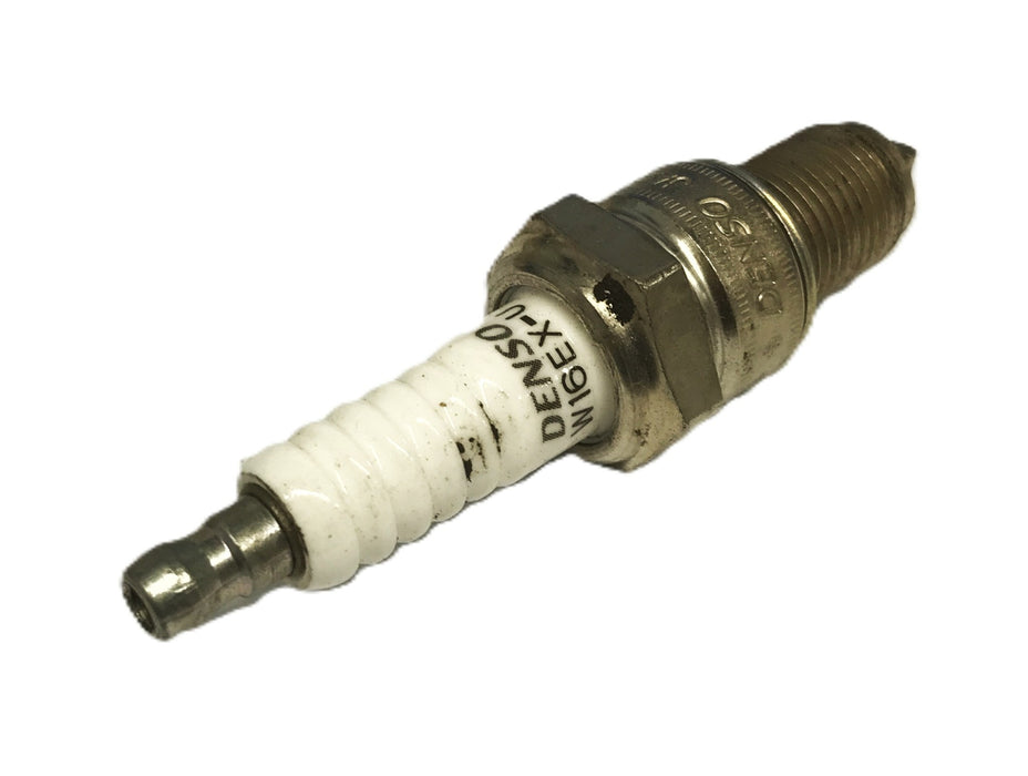 Denso U-Groove Spark Plug W16EX-U-3027 [Lot of 10] NOS