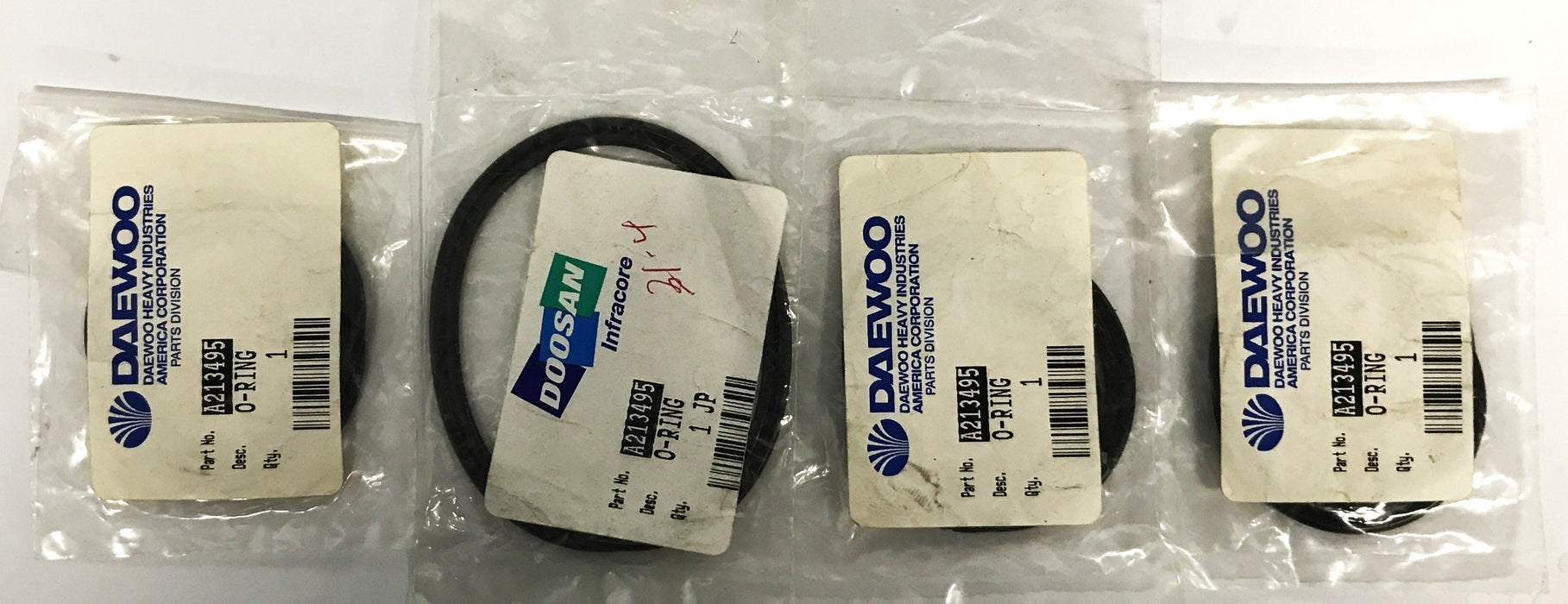 Doosan Daewoo O-Ring A213495 [Lot of 4] NOS