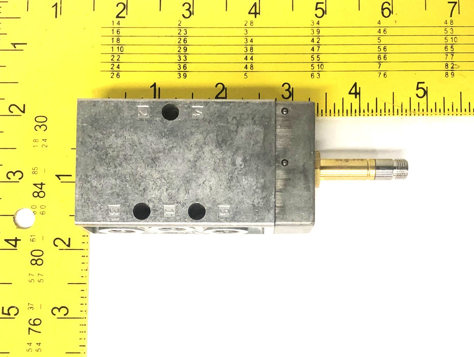 Festo 24-120PSI 1,8-8BAR 9982 D802 Solenoid Valve MFH-5-1/8 NOS