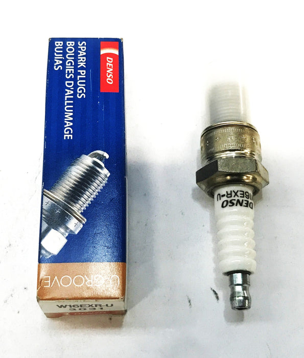 Denso U-Groove Spark Plugs W16EXR-U-3031 [Lot of 8] NOS