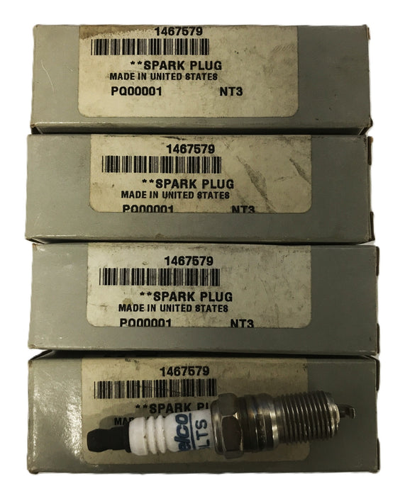 Hyster Spark Plugs 1467579 [Lot of 4] NOS
