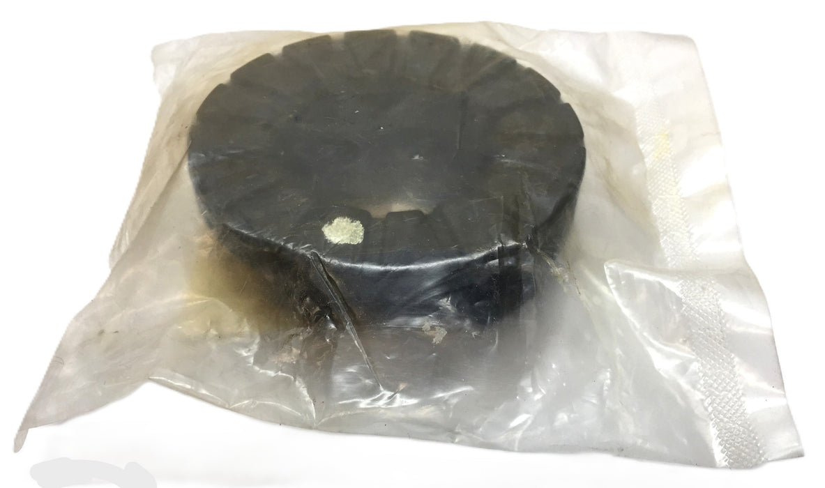 Hyundai/Kia Upper Insulator 55370 C1100 NOS