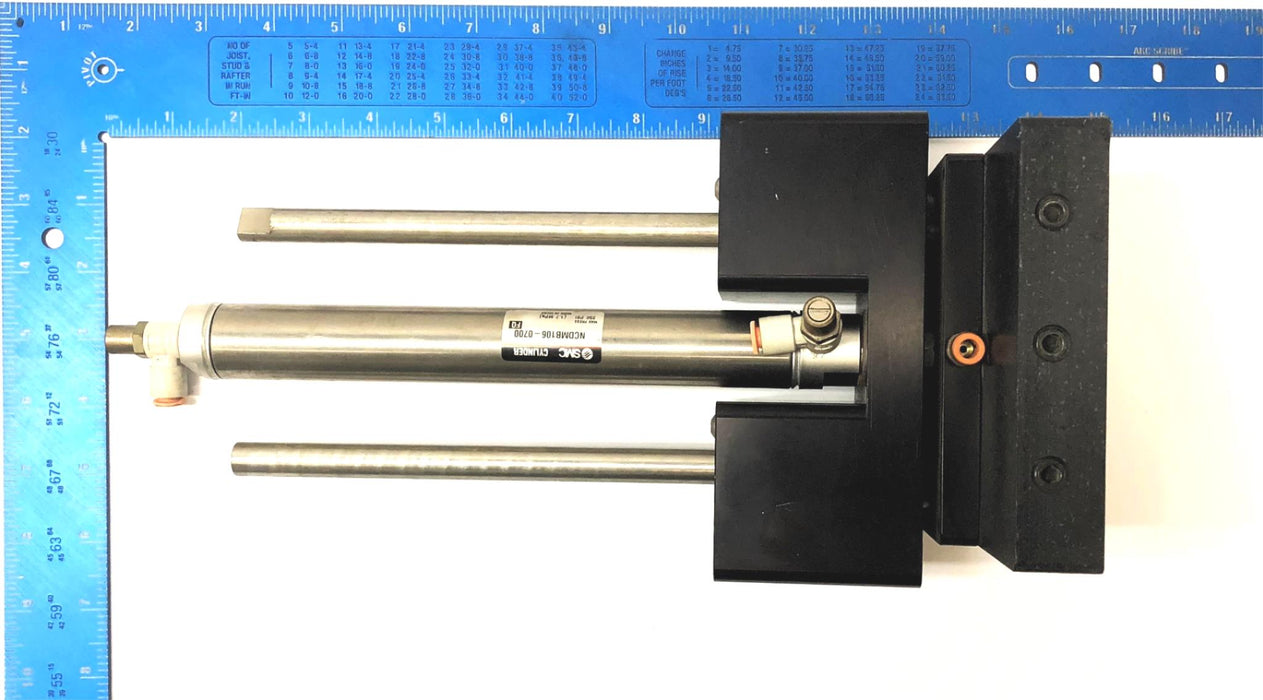 SMC 1.7MPa 250PSI Mounted Pneumatic Cylinder NCDMB106-0700 USED