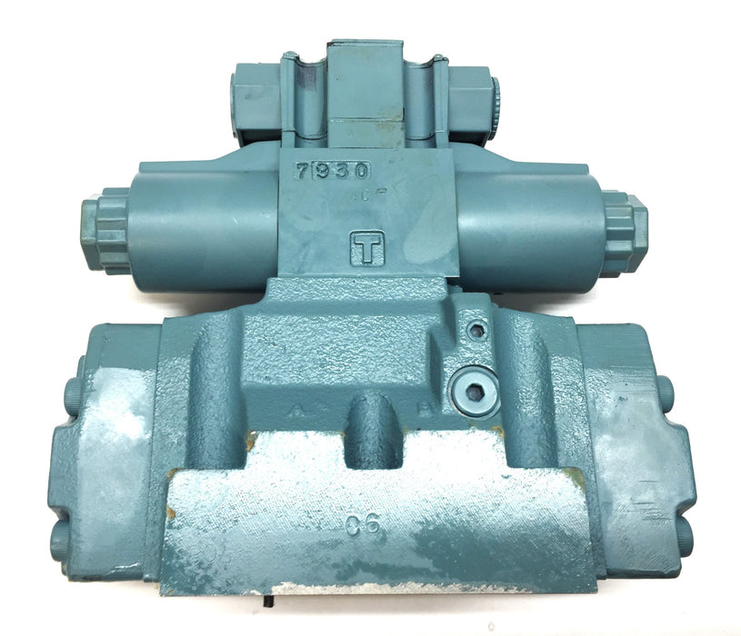 Daikin Directional Control Solenoid Valve KSH-G04-4CP-20-X NOS