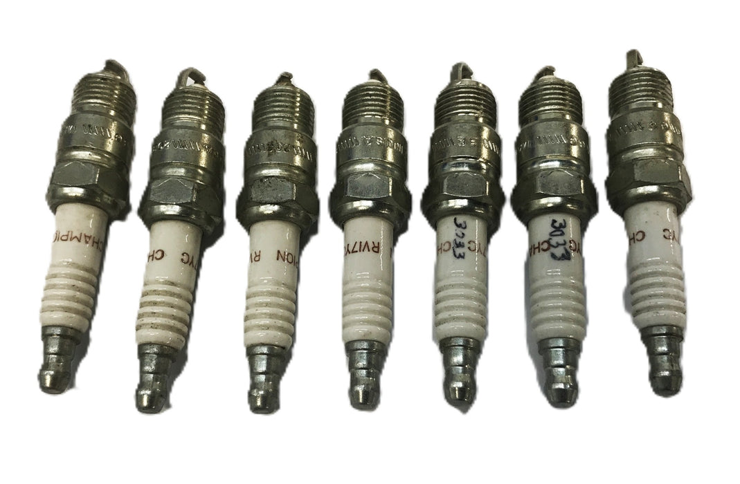 Champion Spark Plugs RV17YC-25 [Lot of 7] NOS