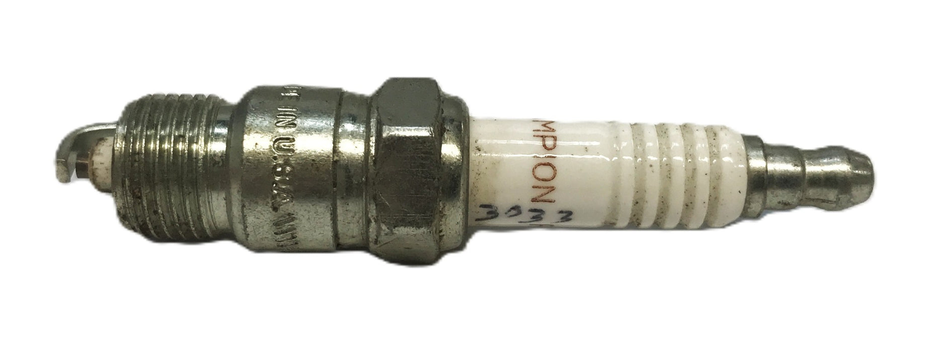Champion Spark Plugs RV17YC-25 [Lot of 7] NOS