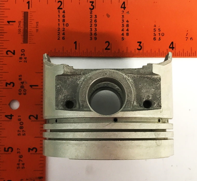 Total Source Forklift Piston Assembly MBMD194366 NOS