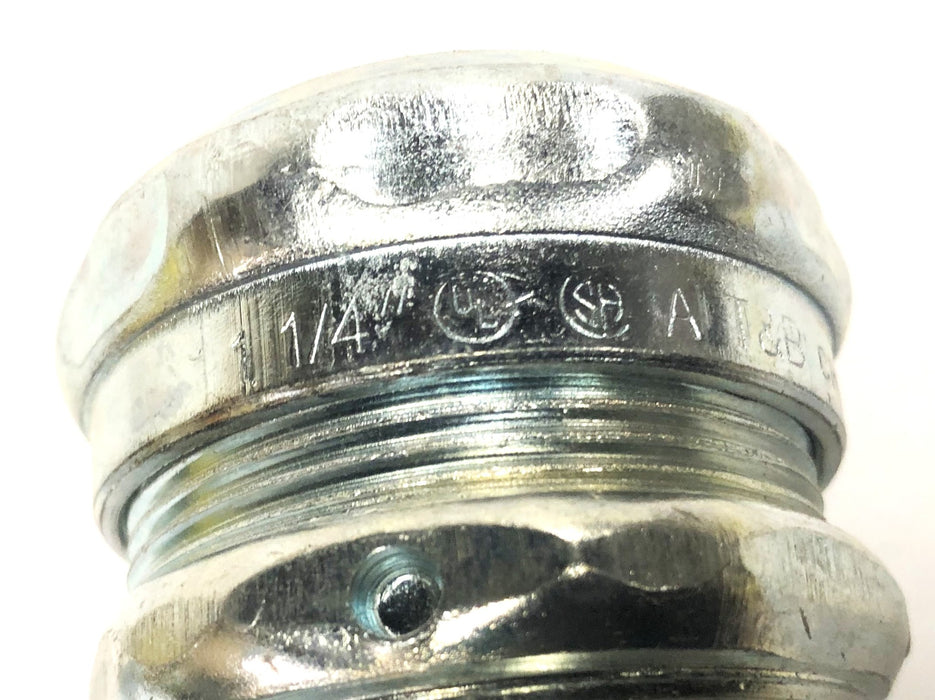 Thomas & Betts Compression Type Coupling 1-1/4 Inch [Lot of 2] NOS