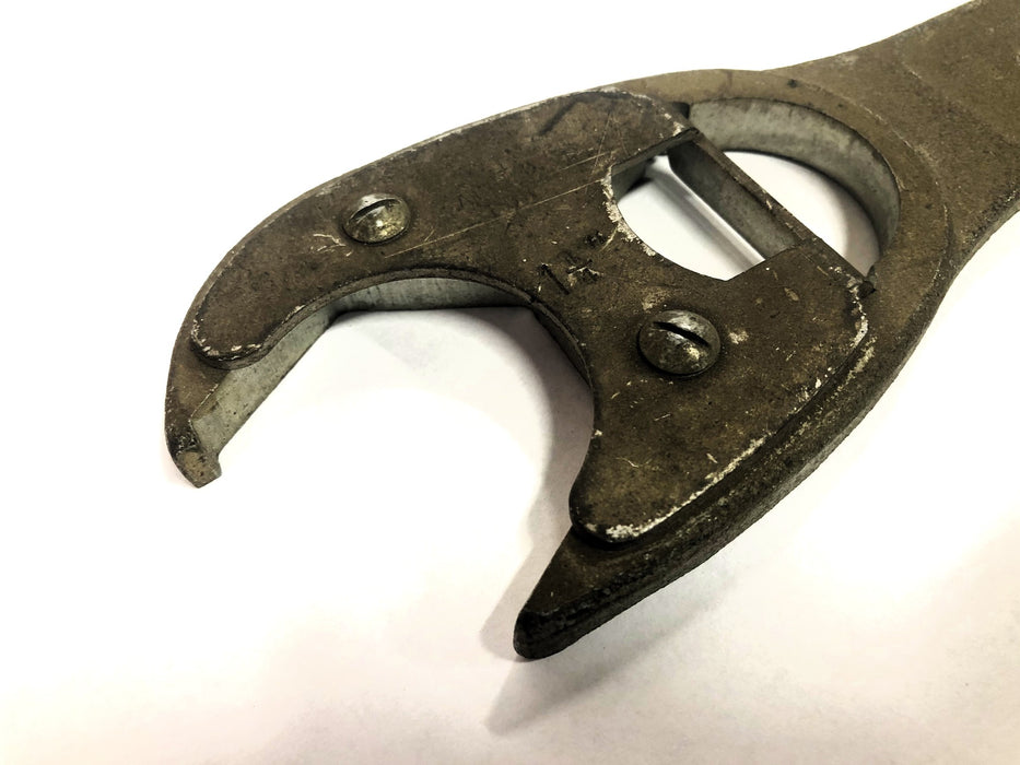 Appleton 1 Inch To 1-1/4 Inch Conduit Wrench TW-W1125 USED