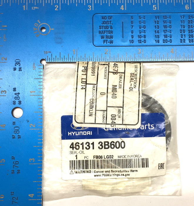 Hyundai Oil Seal 46131 3B600 NOS