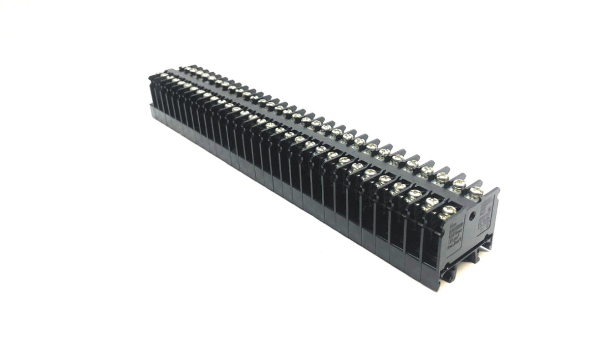 IDEC Box of (31) Panblock Terminals BN15MW NOS