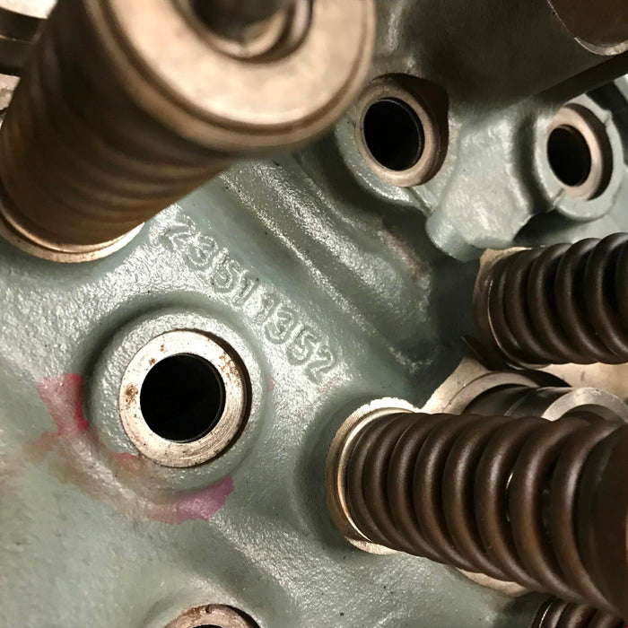 Detroit Diesel Cylinder Head Assembly 23511352 REMANUFACTURED