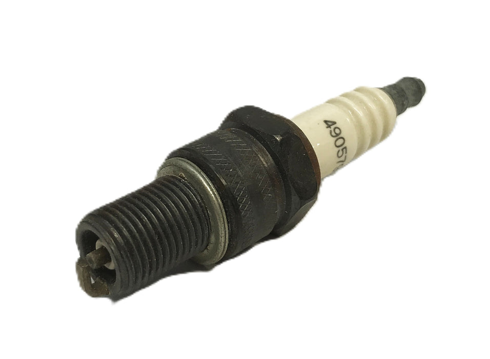 Allis-Chambers Spark Plugs 4905796 [Lot of 6] NOS