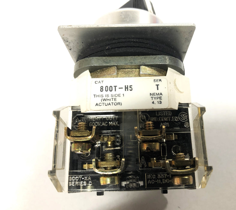 Allen-Bradley Series T NEMA Type 4.13 Selector Switch 800T-H5 NOS
