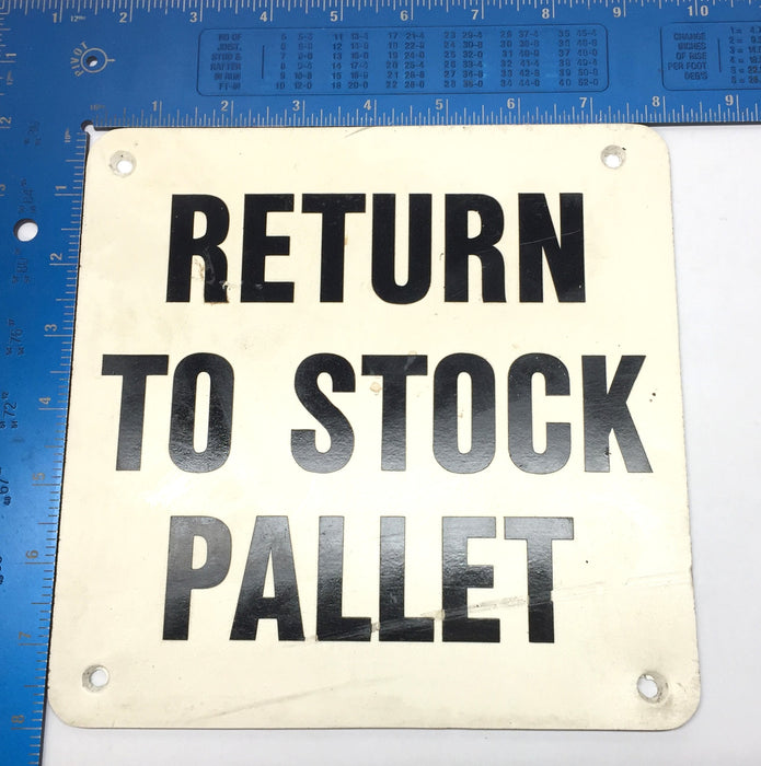 Unbranded Plastic 4-Hole Mount 8" x 8" Pallet Signage Pack (5pcs) USED