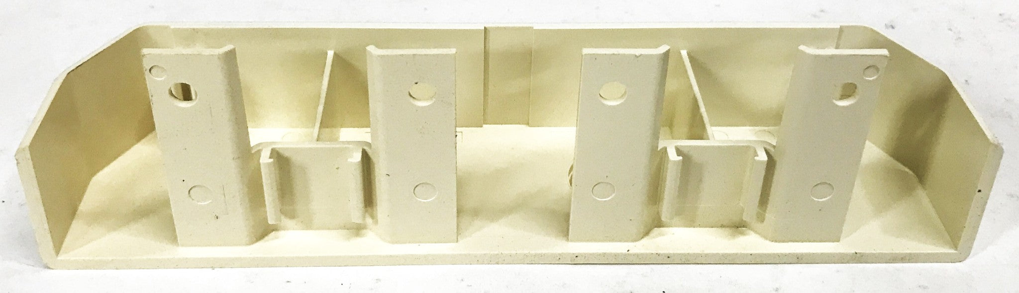 Panduit Twin-70 End Cap T702ECIW [Lot of 4] NOS