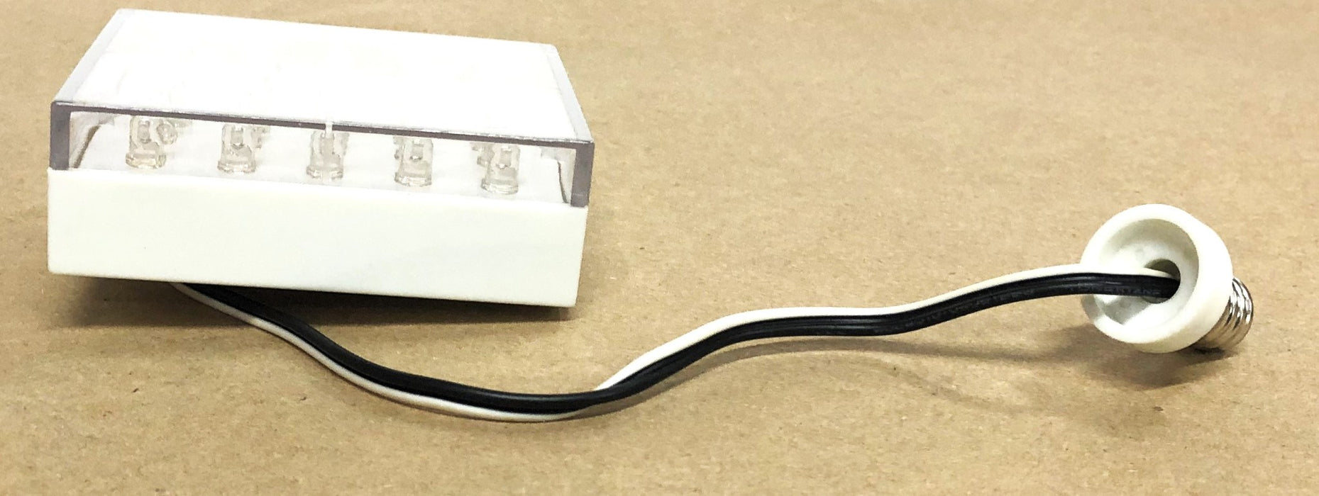 Unbranded 120V 60Hz 1004 LED Flood Light NL20A120C NOS