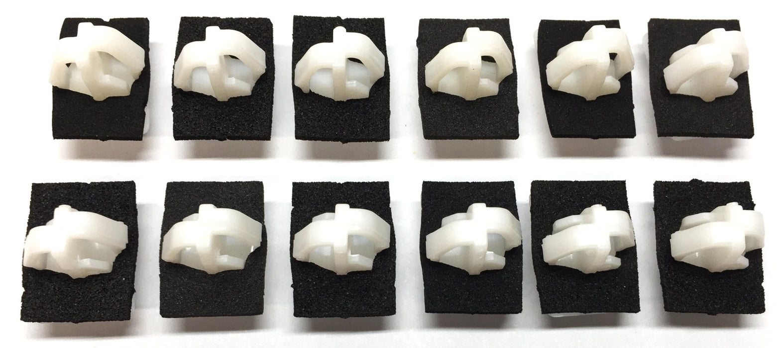 Hyundai Side Garnish Mounting Clip 87756 2E000 [Lot of 12] NOS