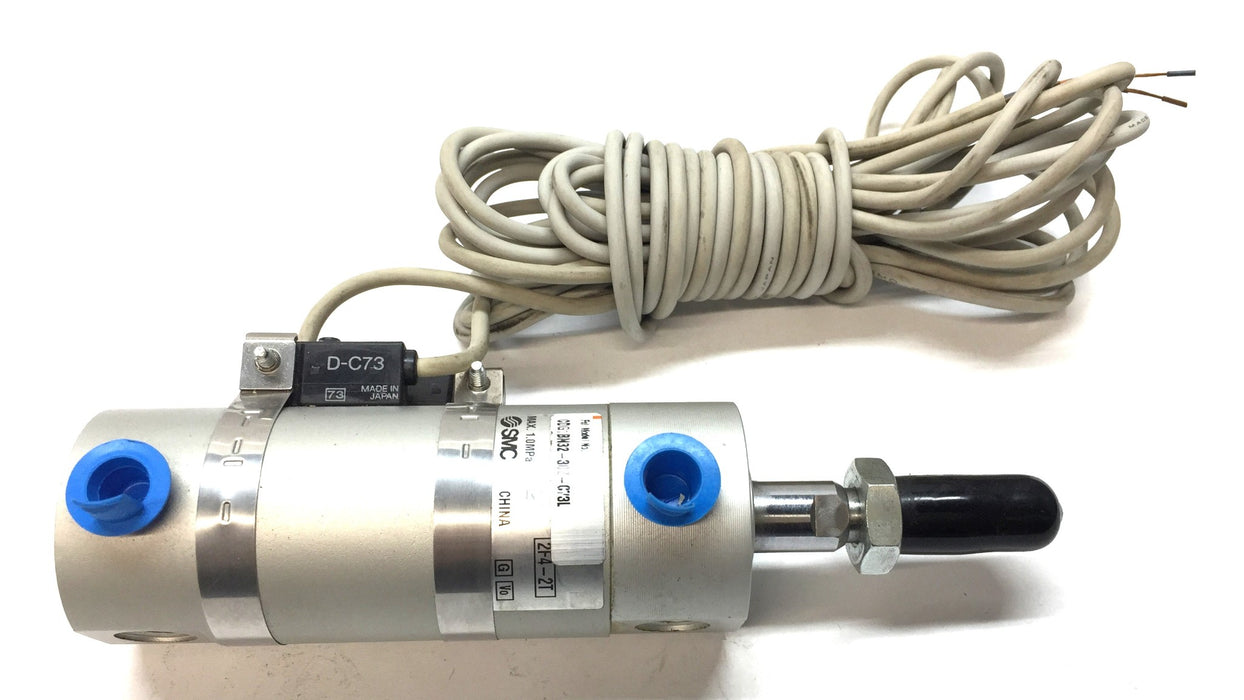 SMC Pneumatic Cylinder CDG1BN32-30Z-C73L with (2) Sensor D-C73 NOS