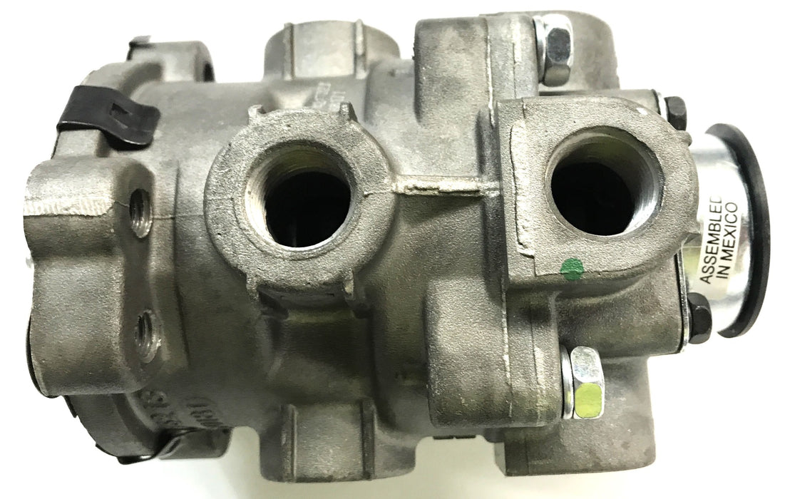 Bendix Foot Brake Valve 286171N NOS