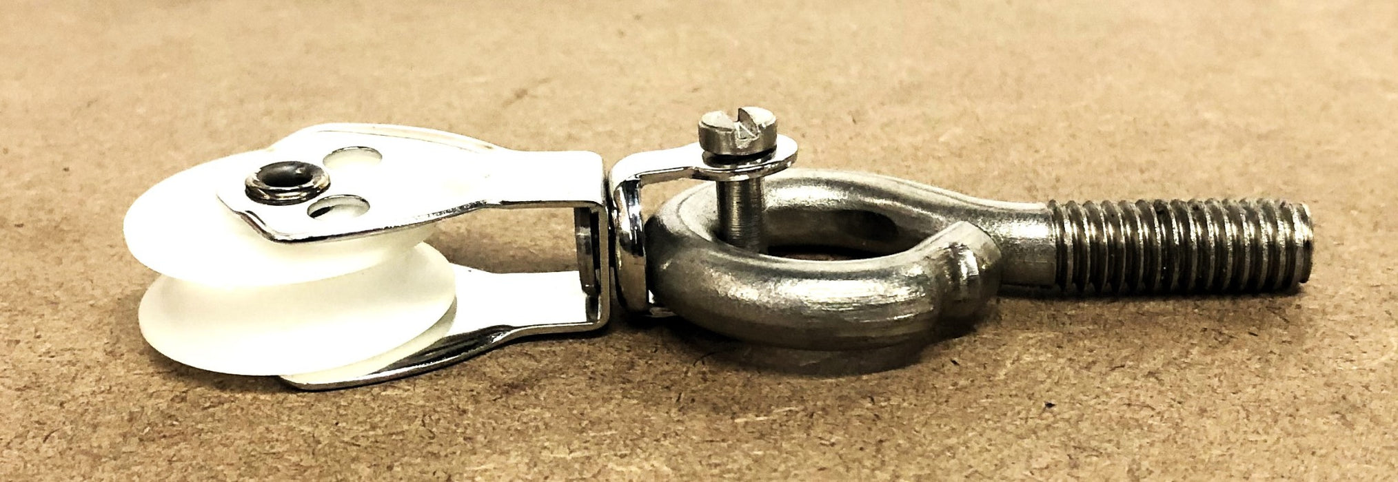 Ronstan 25mm Single Block Light Weigh Swivel Shackle With Hook RF573 NOS