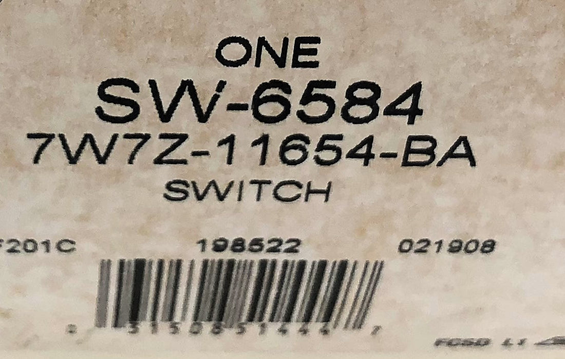 Motorcraft Ford Headlight Switch SW-6584 (7W7Z-11654-BA) NOS