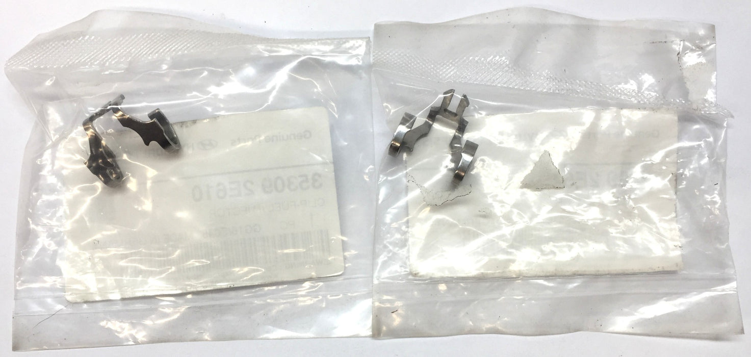 Hyundai Fuel Injector Clip 35309 2E610 [Lot of 2] NOS