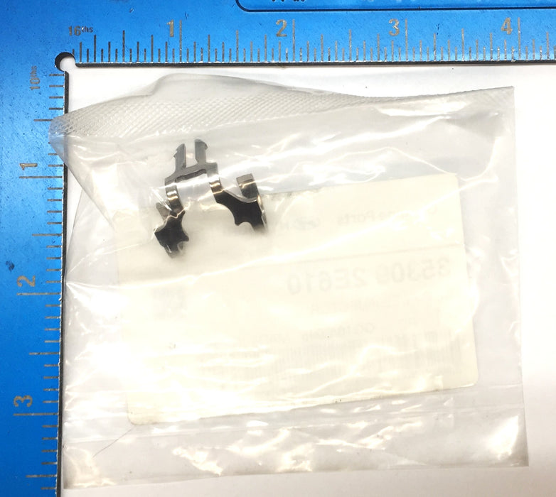 Hyundai Fuel Injector Clip 35309 2E610 [Lot of 2] NOS