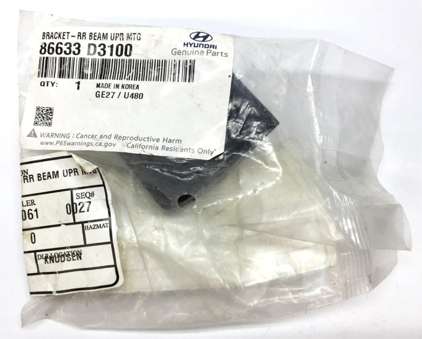 Hyundai RR Beam Upper Mounting Bracket 86633 D3100 NOS