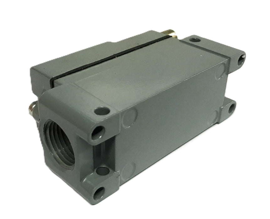 Square D Class 9007 Series D Limit Switch AW-12 NOS