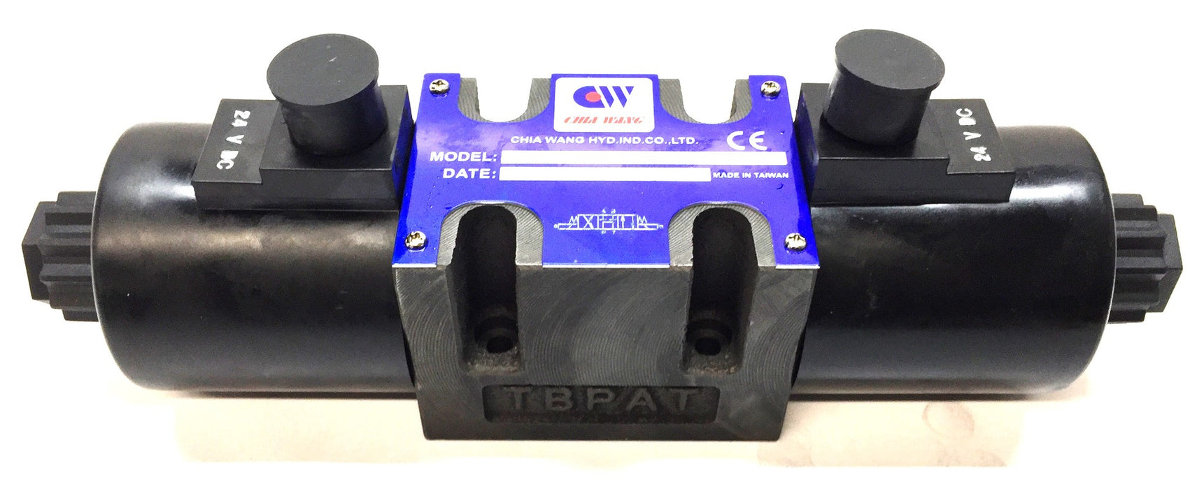 Chia Wang Solenoid Operated Directional Valve WE-3C6-03G-D2-3035 NOS