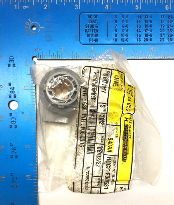 Hyundai Front Signal Lamp Socket 92161 4D000 NOS