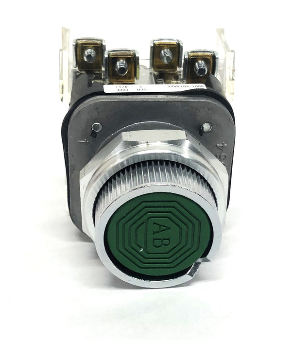Allen-Bradley Series T Green Flush Button With "D" Cam 800T-KD1AAXX NOS