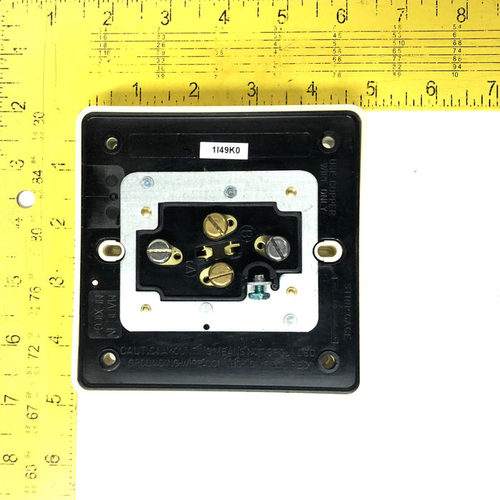 Leviton Extra Heavy Duty 4-in-1 Grounding Receptacle 21254-I NOS