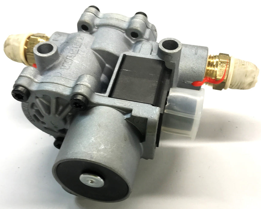WABCO ABS Modulator Valve With Fitments 472 195 096 0 NOS