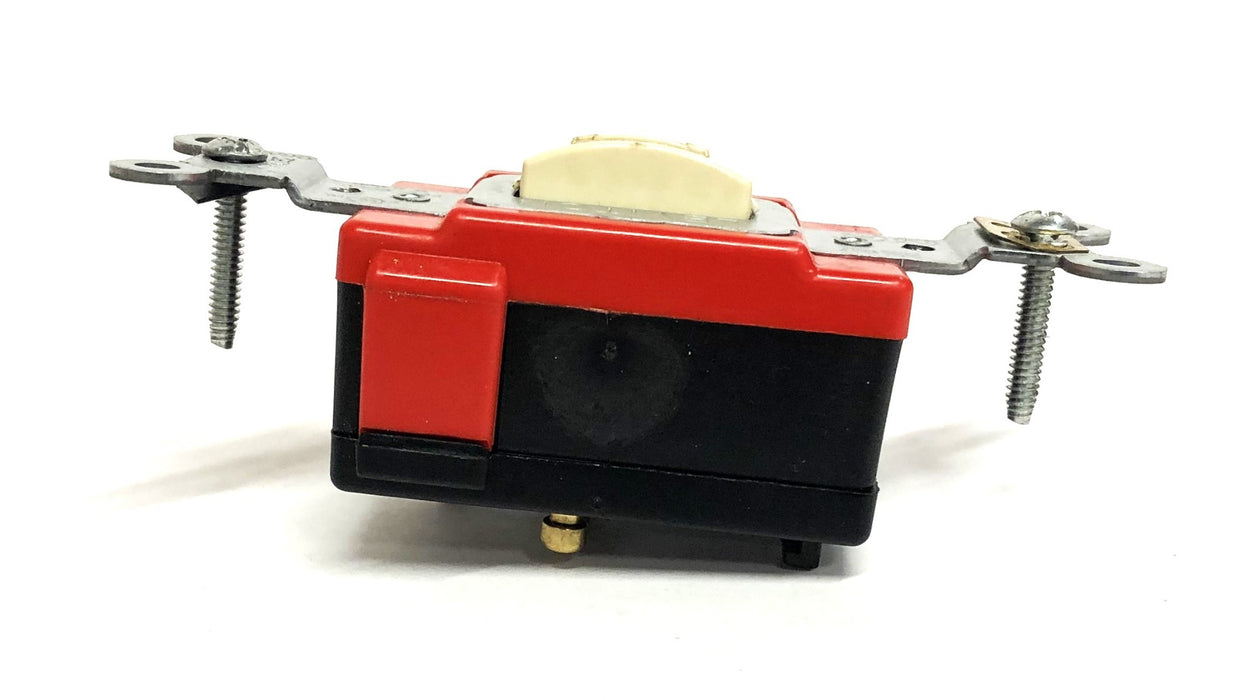 Leviton Ivory 20A 120/2477VAC Industrial Grade Locking Switch M1221-IL NOS