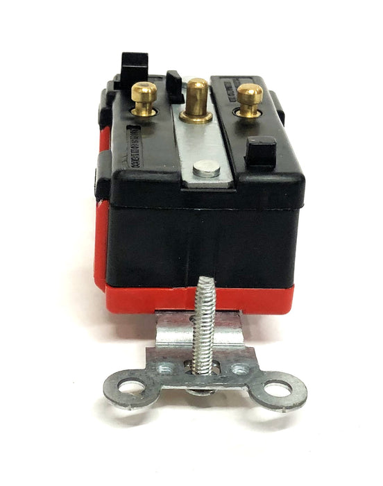 Leviton Ivory 20A 120/2477VAC Industrial Grade Locking Switch M1221-IL NOS