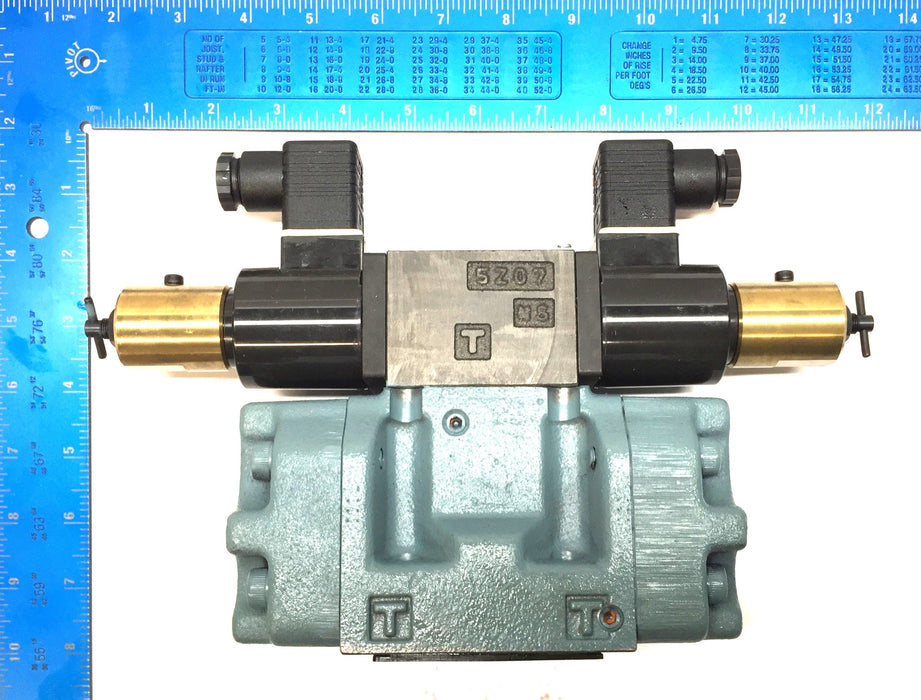 Nachi Electro-Hydraulics Proportional Valve ESD-G03-C6S80-A-12 NOS