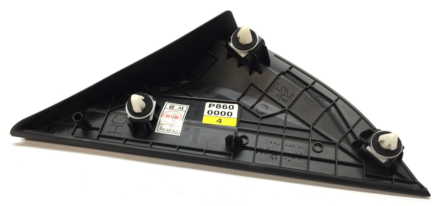 Hyundai RH Corner Molding 86190-J0000 NOS