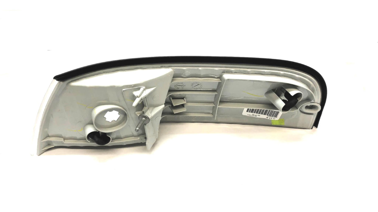Ford RH Headlight Assembly BW73-15A424-A (6W7Z-15A201-AA) NOS