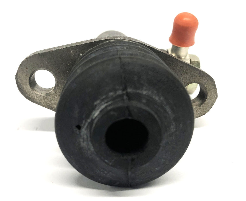 Daewoo Master Cylinder Missing Pushrod D600301A NOS