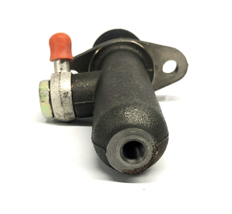 Daewoo Master Cylinder Missing Pushrod D600301A NOS