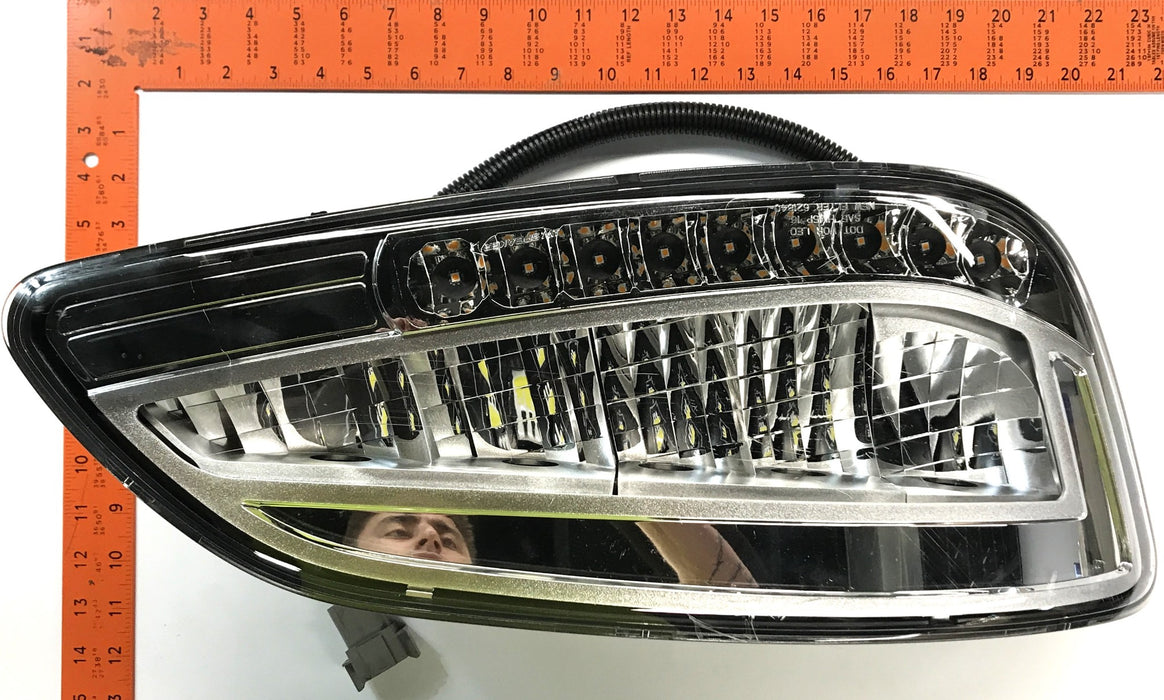 J.W. Speaker Led Head Light For New Flyer Bus 5866830 NOS