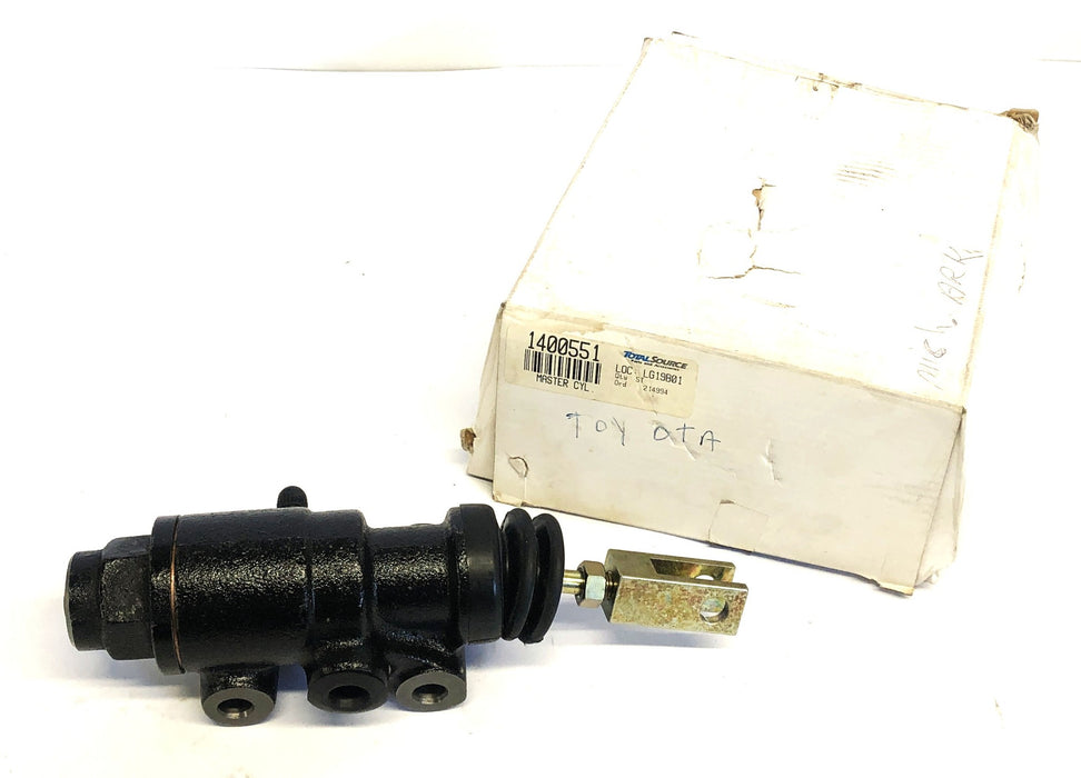 Total Source Master Cylinder TY47530-U2100-71 NOS