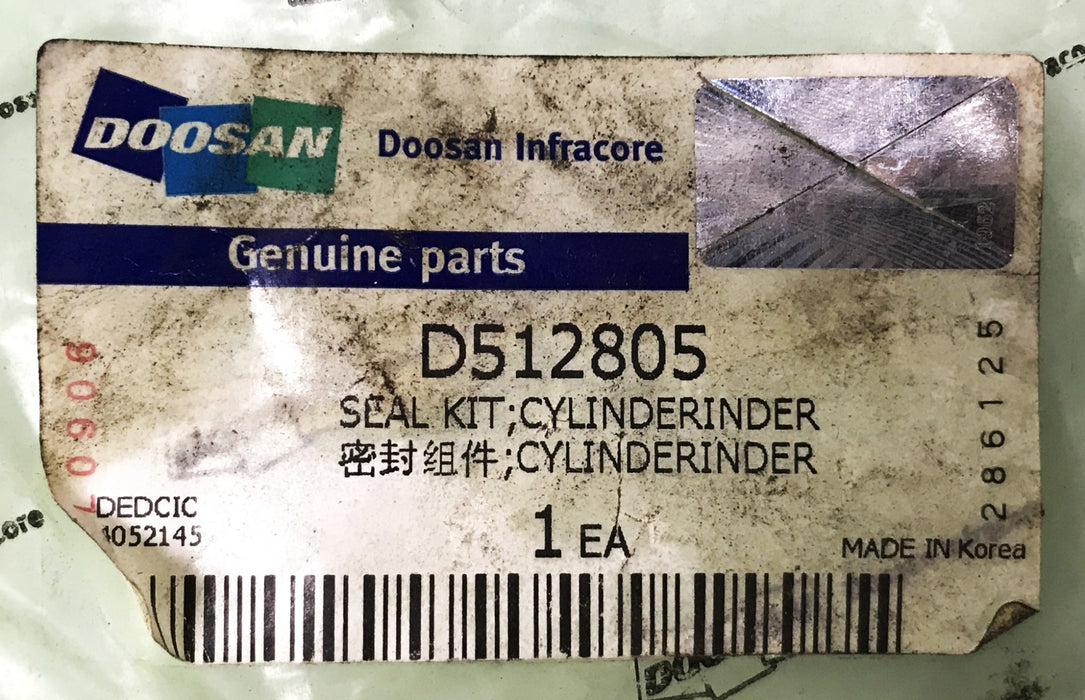 Doosan Daewoo Forklift Tilt Cylinder Seal Kit D512805 NOS